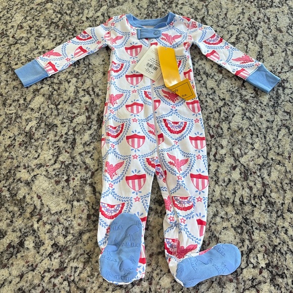 The Beaufort Bonnet Company Other - The Beaufort Bonnet American Swag Sleeper